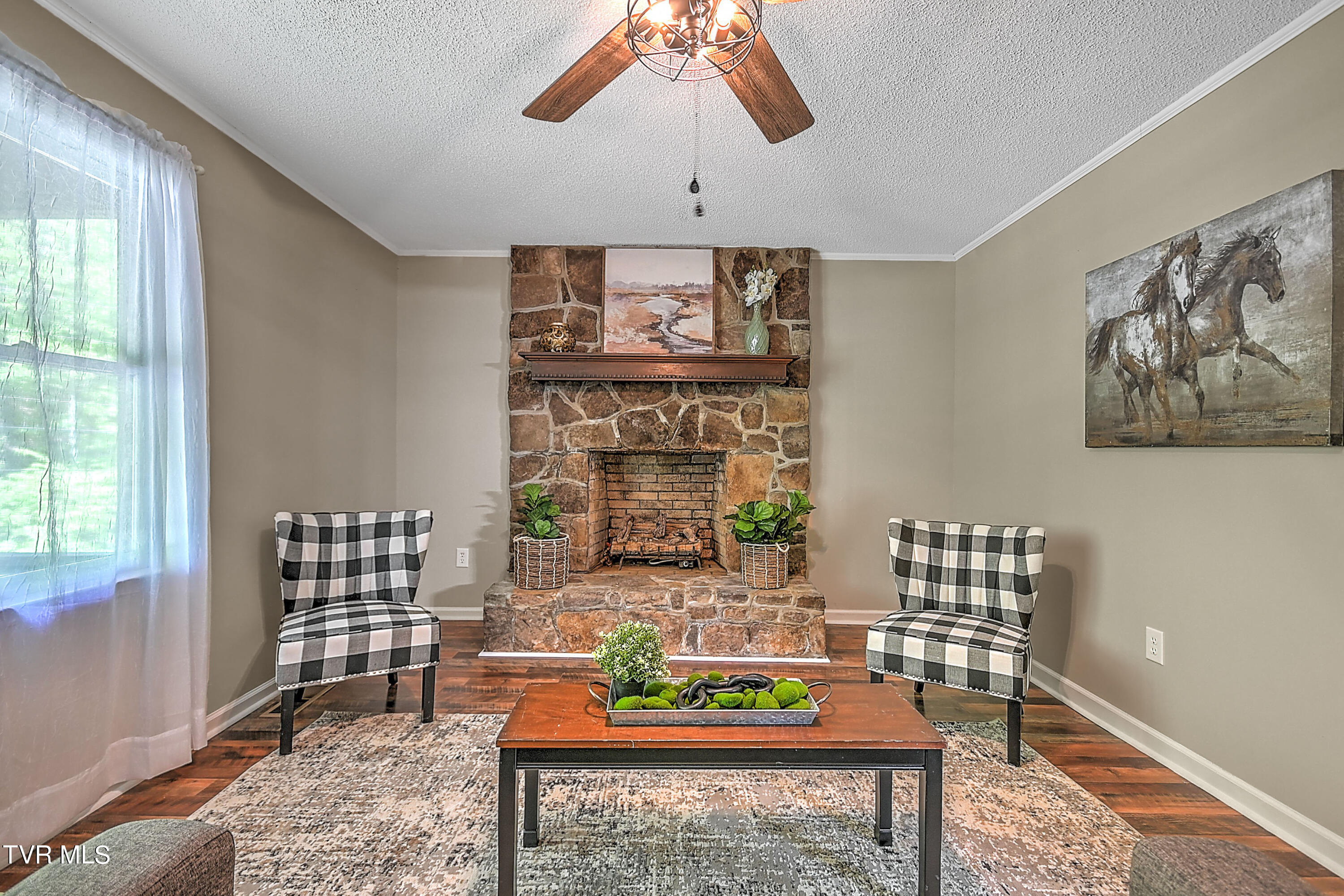 3753 Cove Creek Road Bristol, VA 24202 - Photo 14 of 70 Cove Creek Gdawg-10