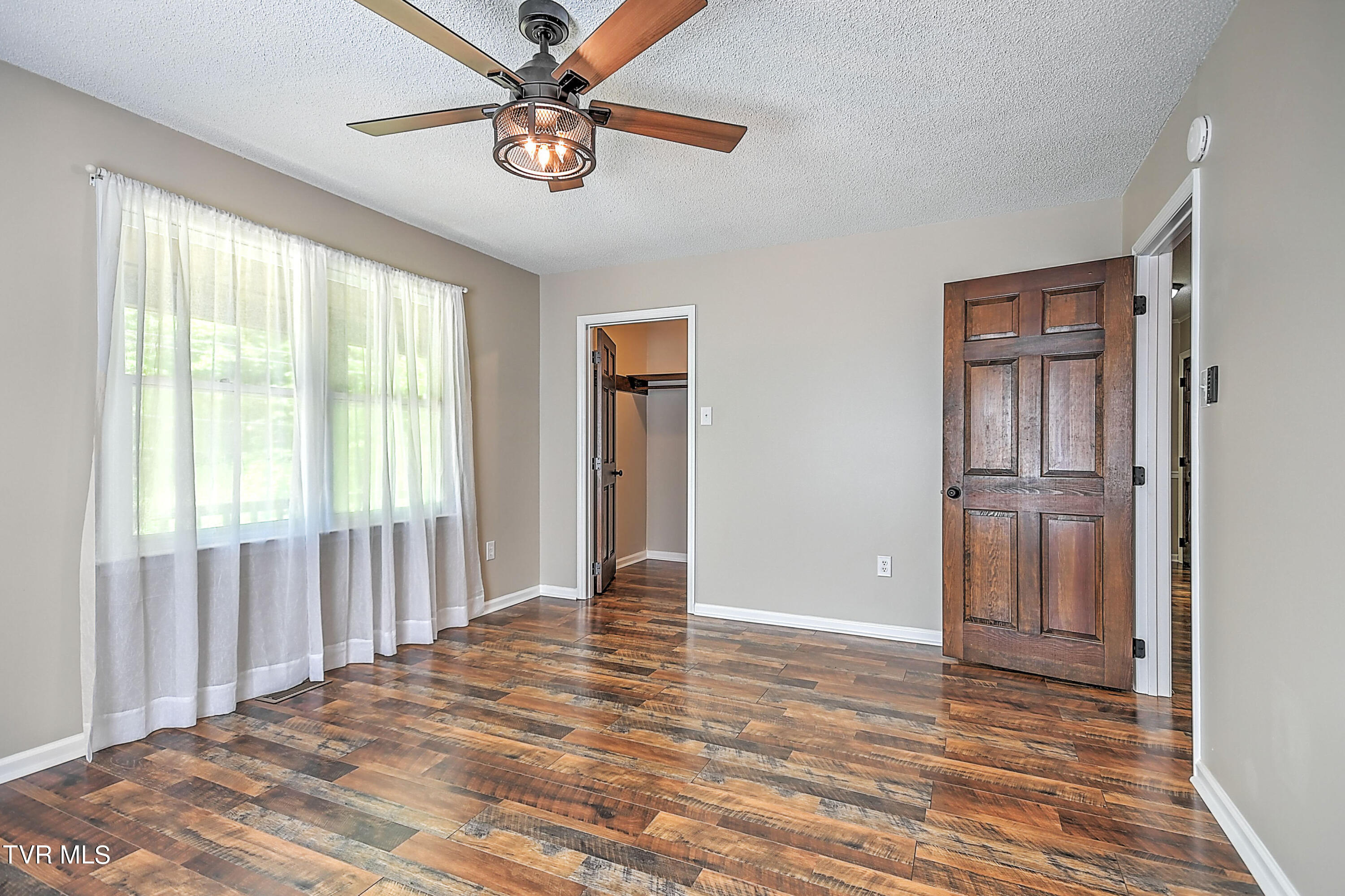 3753 Cove Creek Road Bristol, VA 24202 - Photo 36 of 70 Cove Creek Gdawg-32