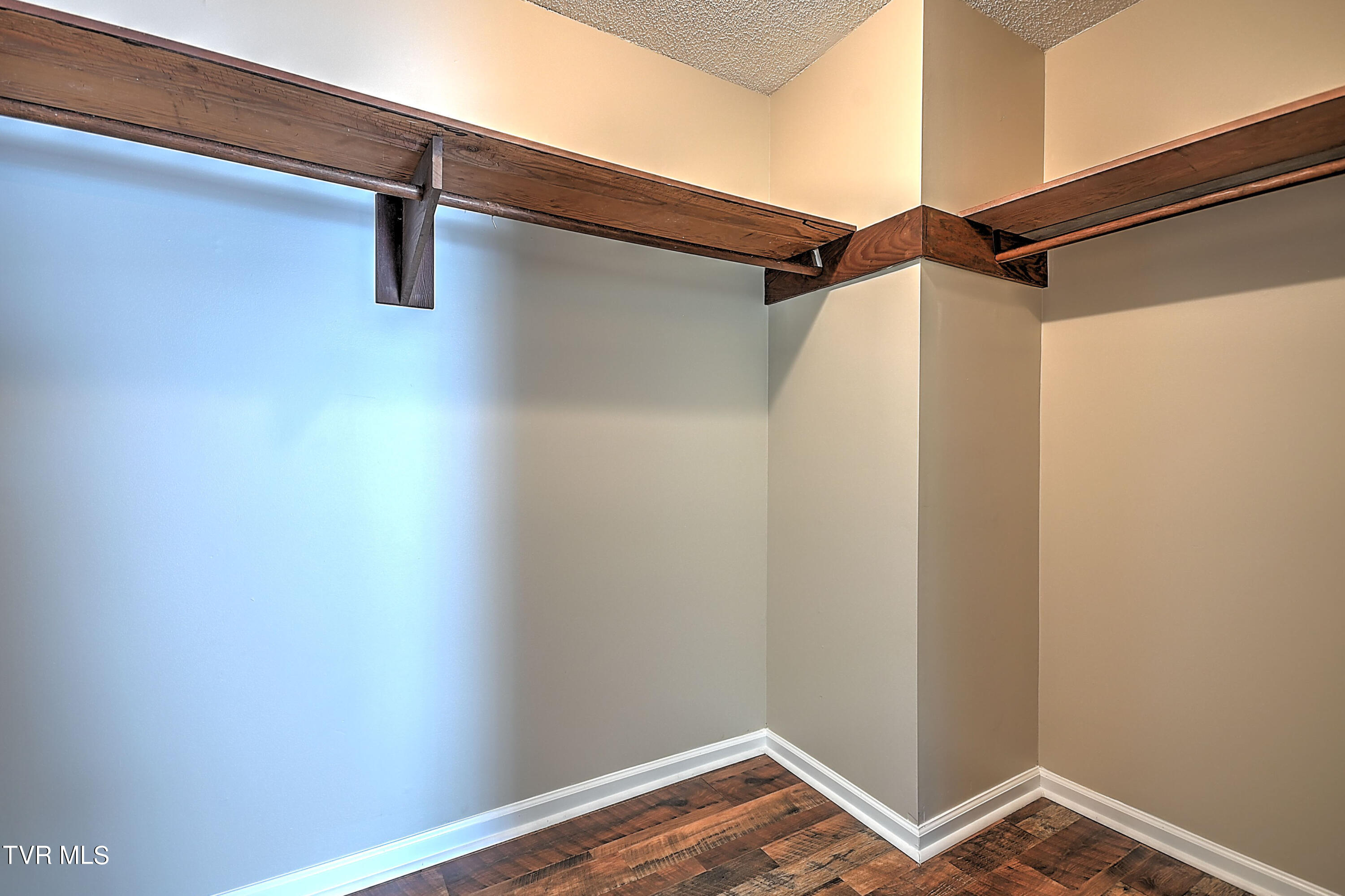 3753 Cove Creek Road Bristol, VA 24202 - Photo 39 of 70 Cove Creek Gdawg-35