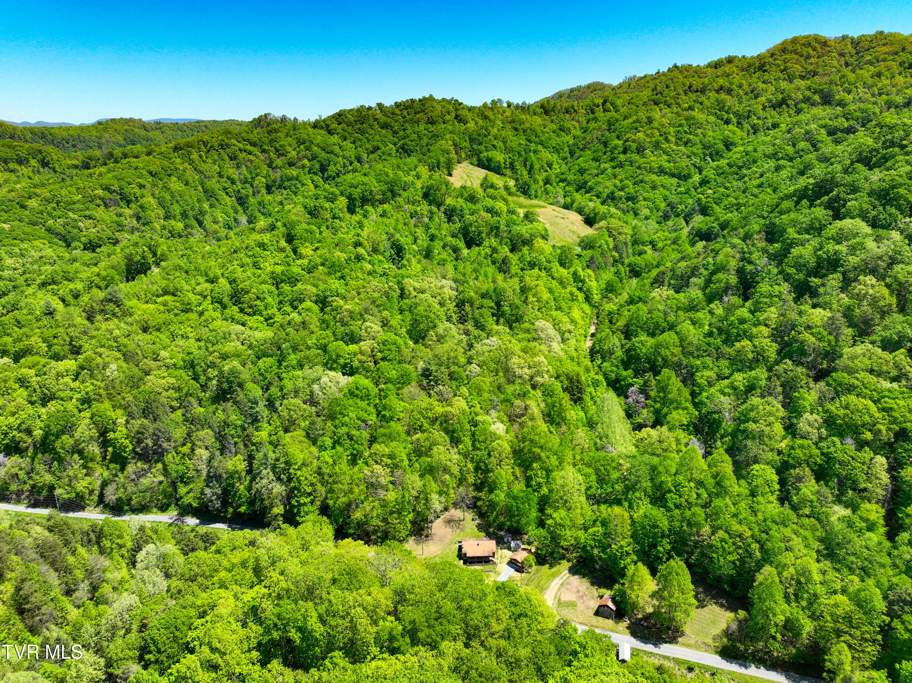 3753 Cove Creek Road Bristol, VA 24202 - Photo 5 of 70 Cove Creek Drone GDAWG-8