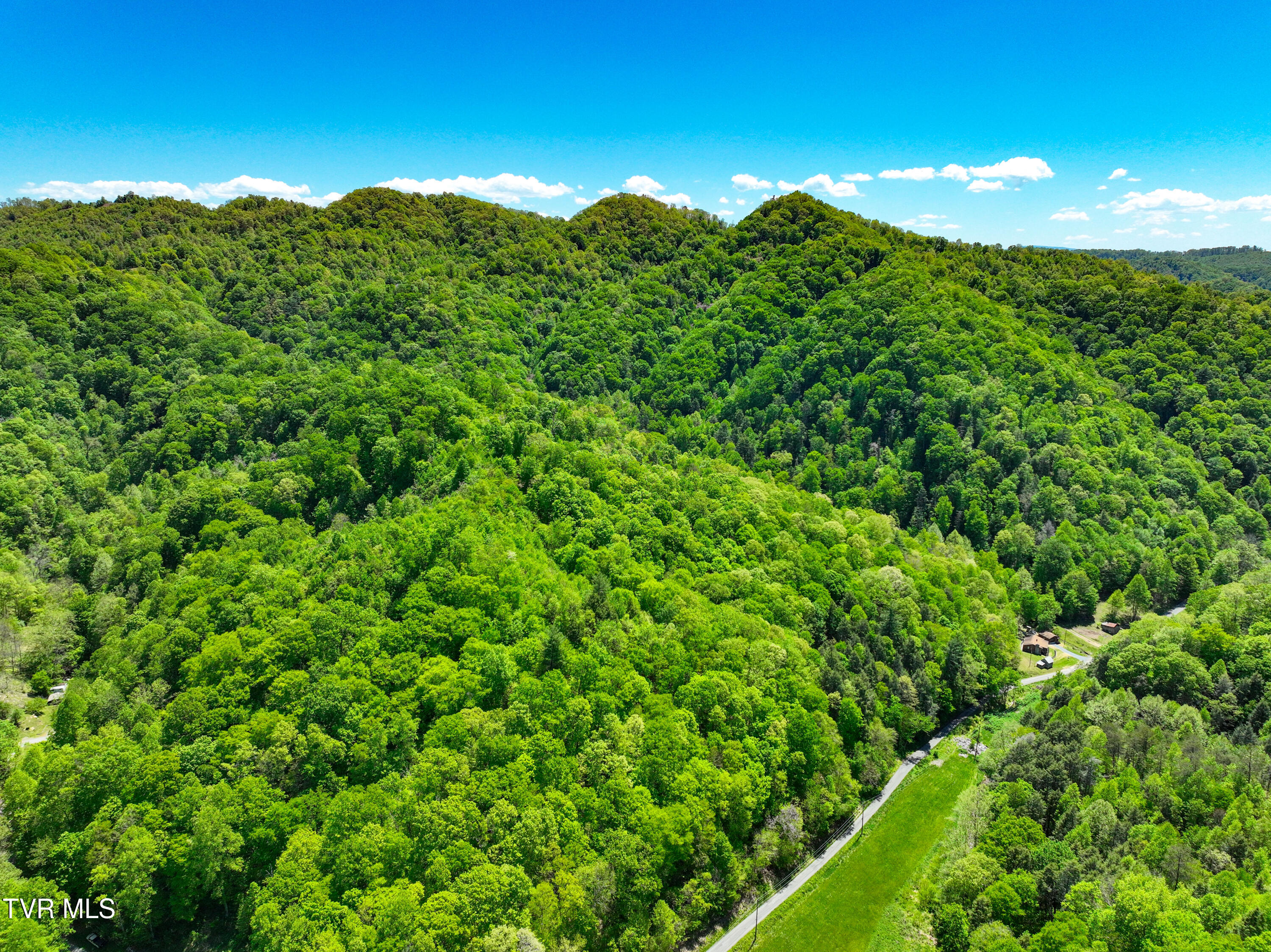 3753 Cove Creek Road Bristol, VA 24202 - Photo 6 of 70 Cove Creek Drone GDAWG-13