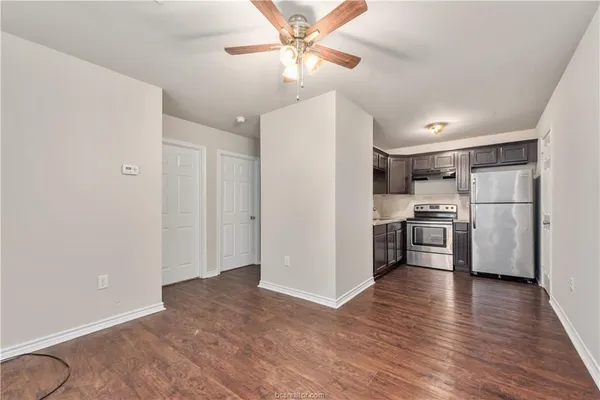 $895 | 305 Ehlinger Drive, Unit C, Bryan, TX 77801