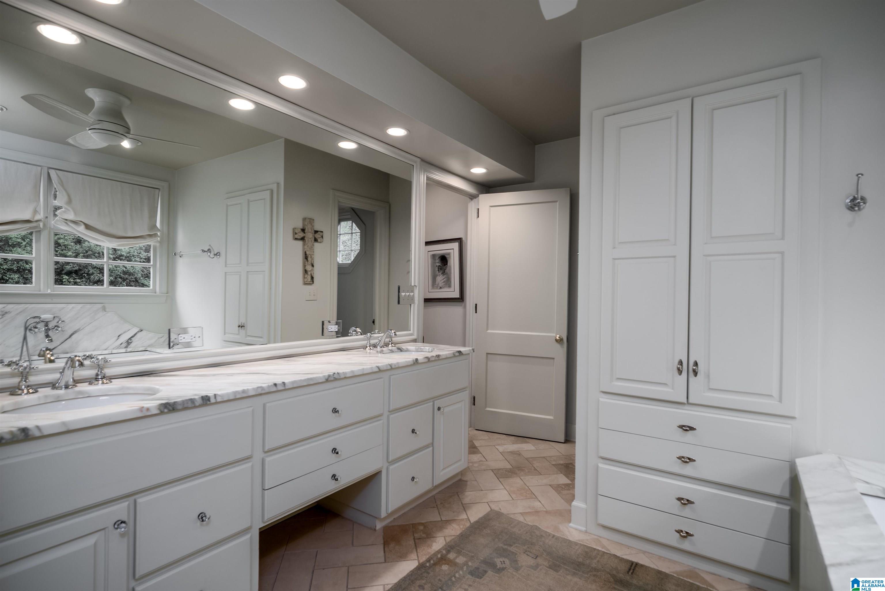 8 Clarendon Road Birmingham, AL 35213 - Photo 35 of 69