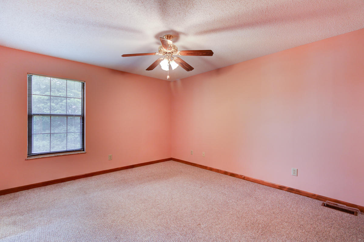 3921 Meredith Road Knoxville, TN 37921 - Photo 14 of 22 + Perceptions (16)