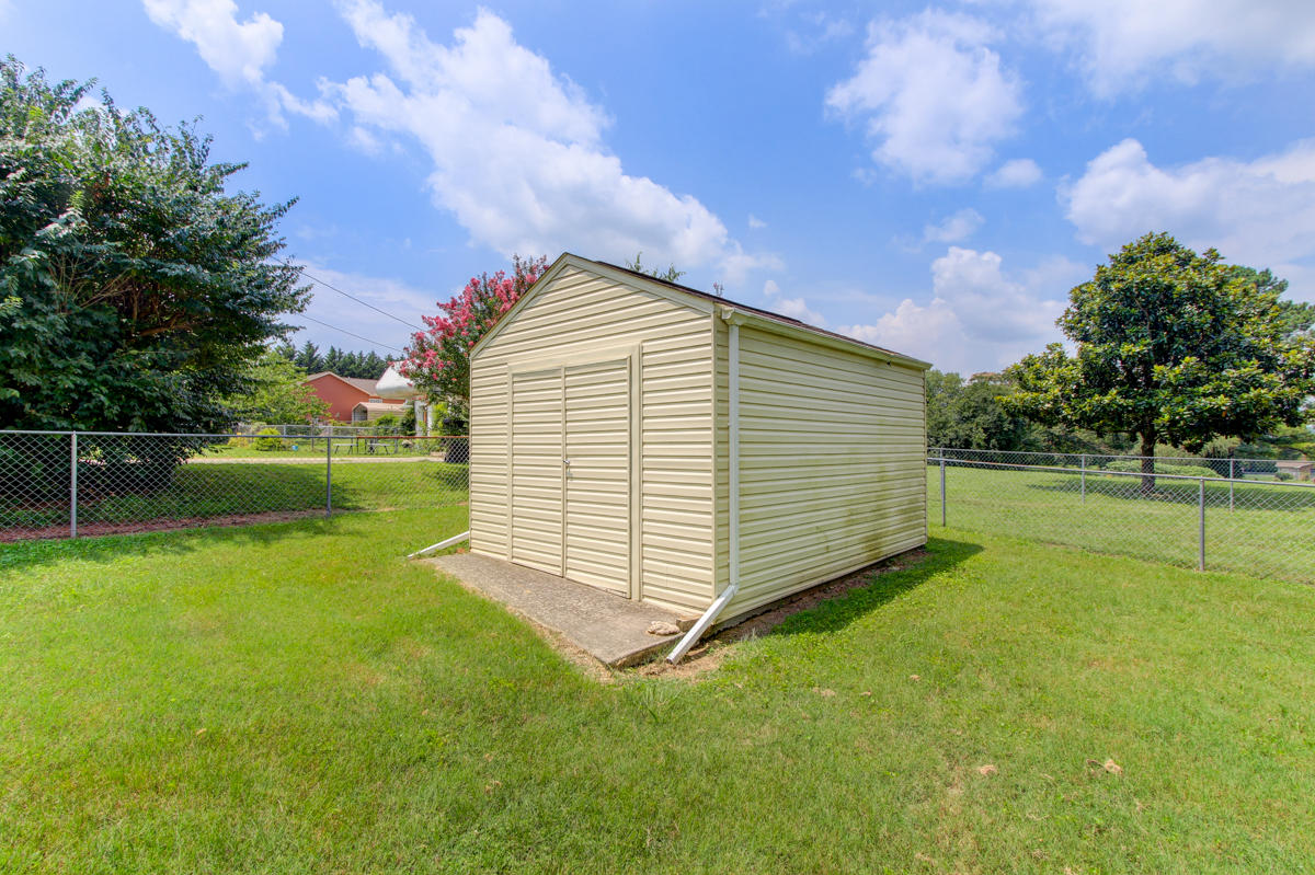 3921 Meredith Road Knoxville, TN 37921 - Photo 19 of 22 + Perceptions (21)