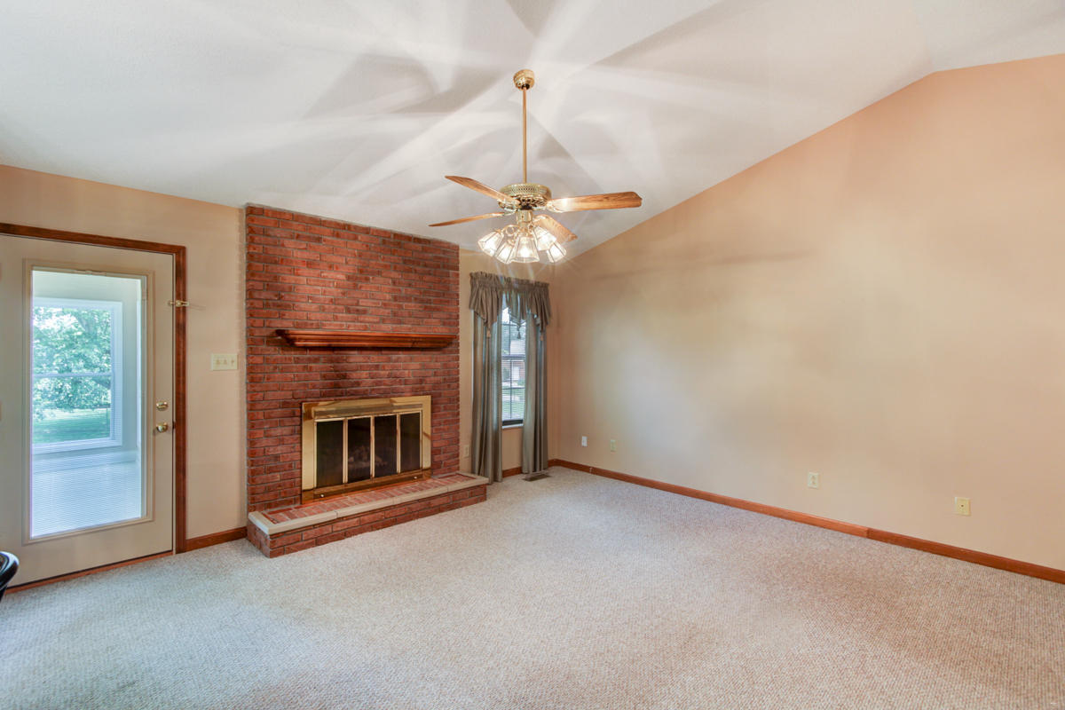 3921 Meredith Road Knoxville, TN 37921 - Photo 9 of 22 + Perceptions (10)