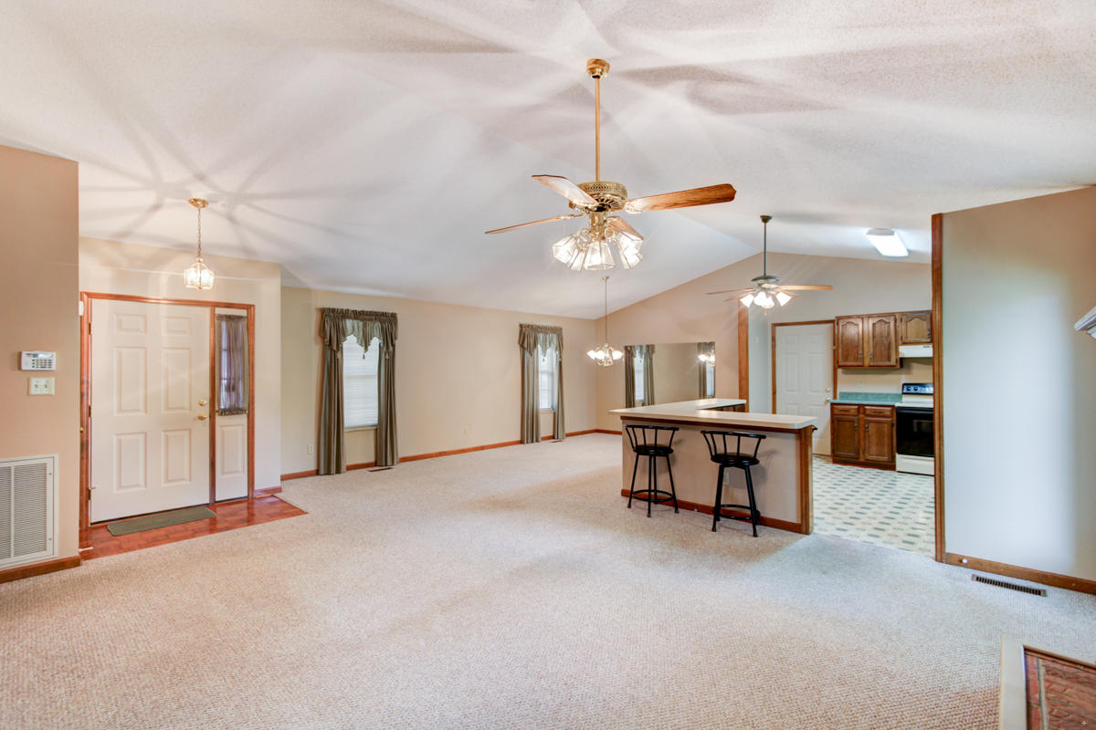 3921 Meredith Road Knoxville, TN 37921 - Photo 10 of 22 + Perceptions (12)