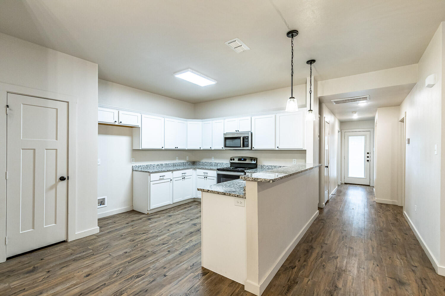 5525 121st Street, Unit A Lubbock, TX 79424 - Photo 9 of 33 5527 B 121st-19