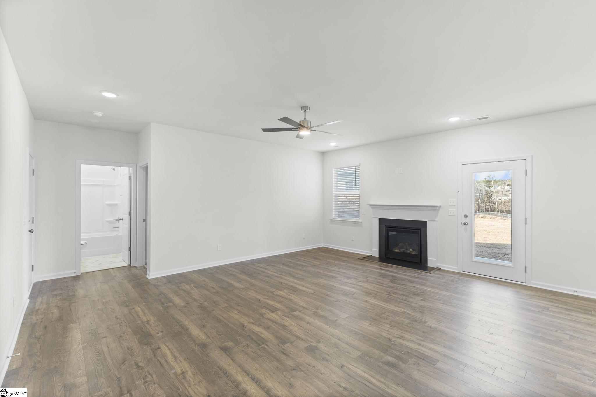 115 Terpack Circle Gray Court, SC 29645 - Photo 8 of 20