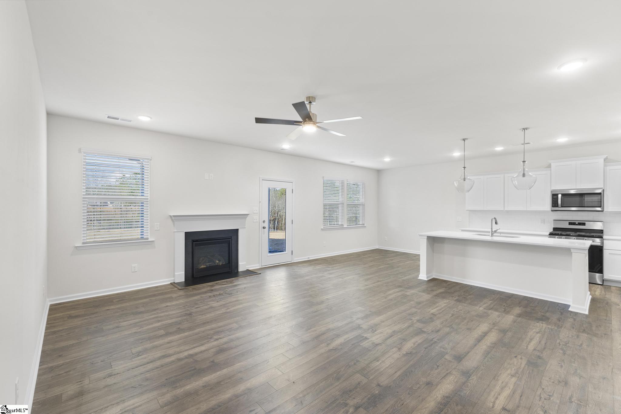 115 Terpack Circle Gray Court, SC 29645 - Photo 9 of 20