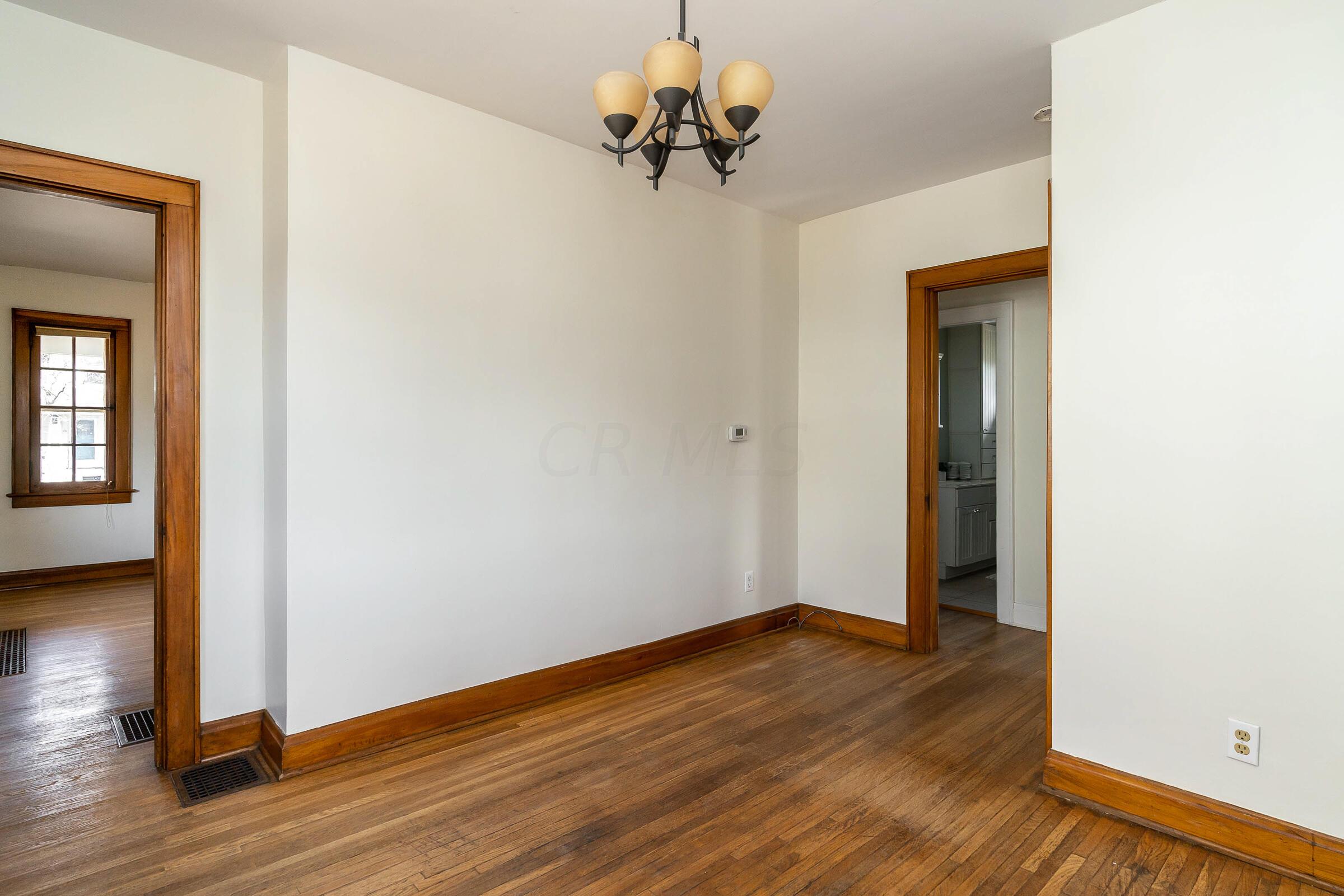 519 East Tulane Road Columbus, OH 43202 - Photo 9 of 38 Dining Room