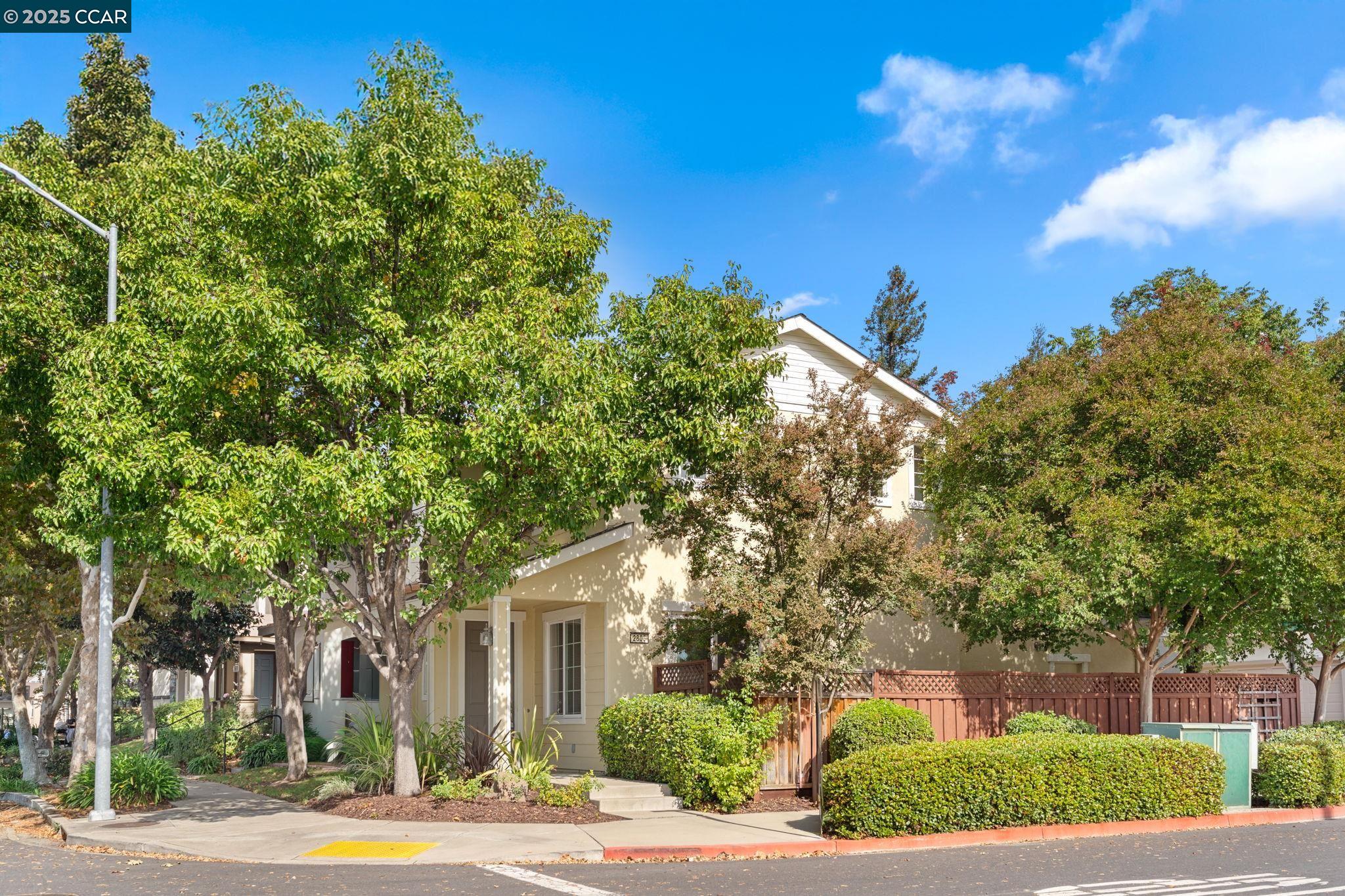 2805 Euclid Avenue Concord, CA 94519 - Photo 2 of 46 a front view of a house with a yard