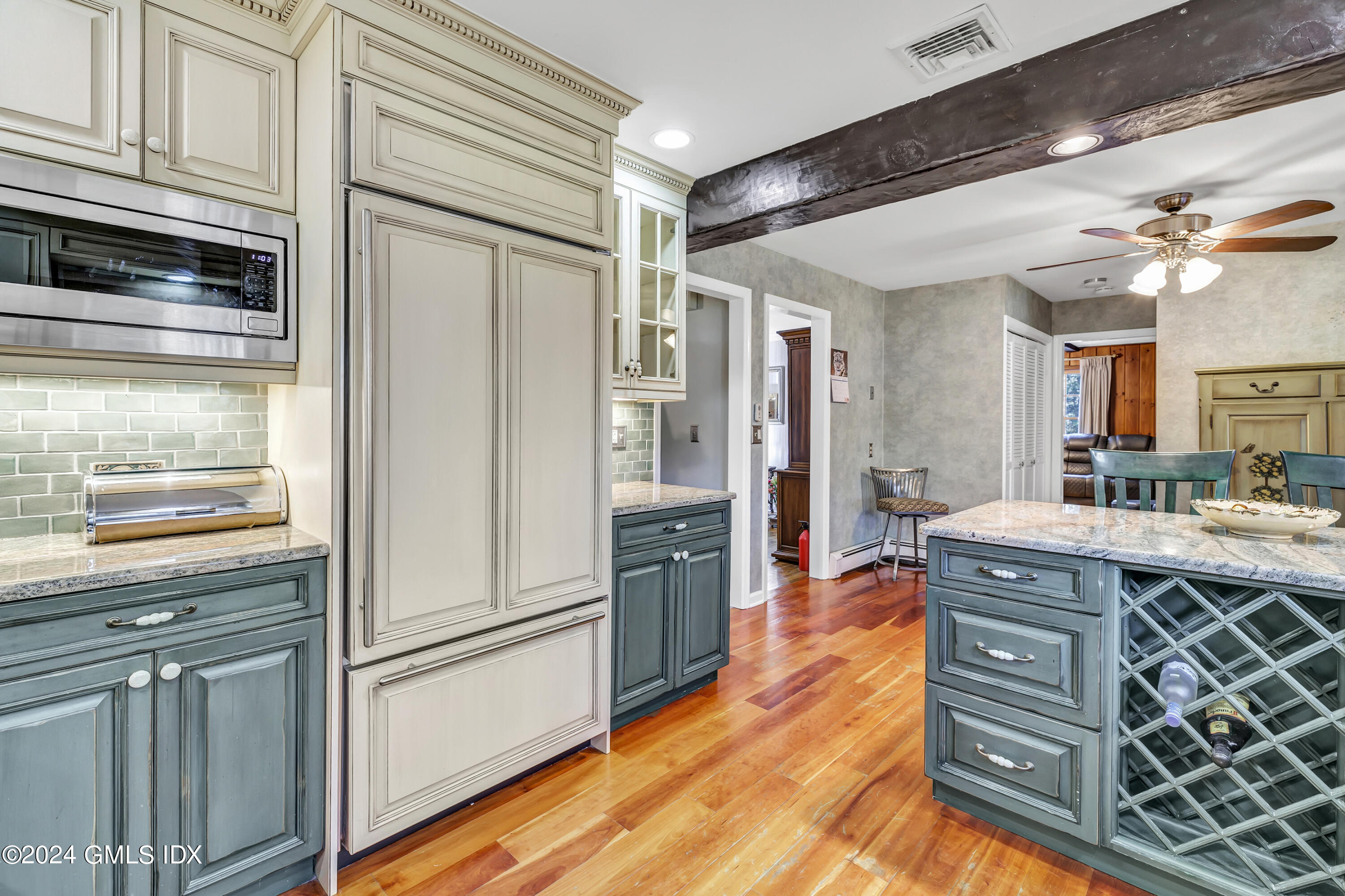 70 Glen Ridge Road Greenwich, CT 06831 - Photo 11 of 38 16(1)