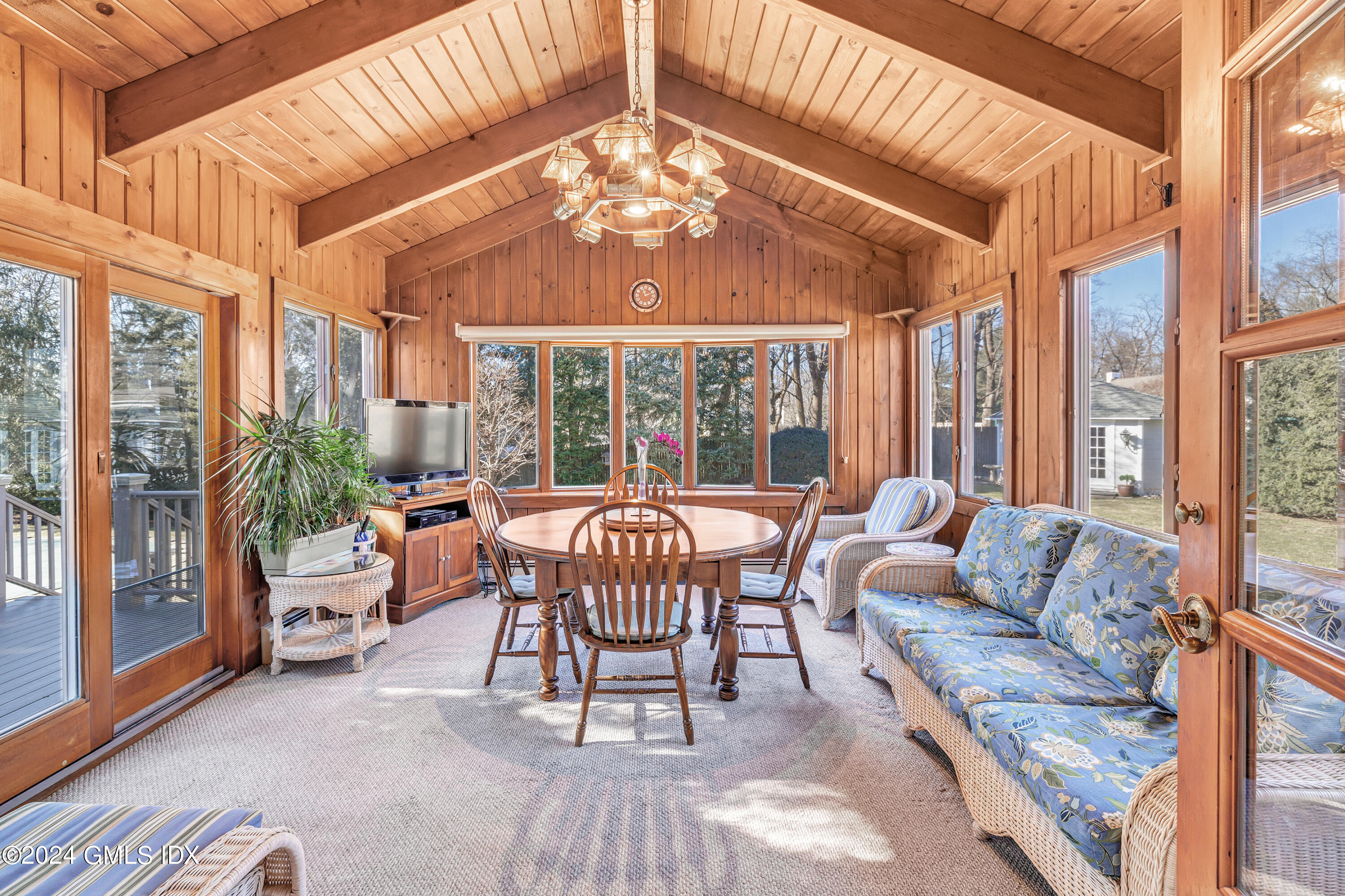 70 Glen Ridge Road Greenwich, CT 06831 - Photo 13 of 38 20
