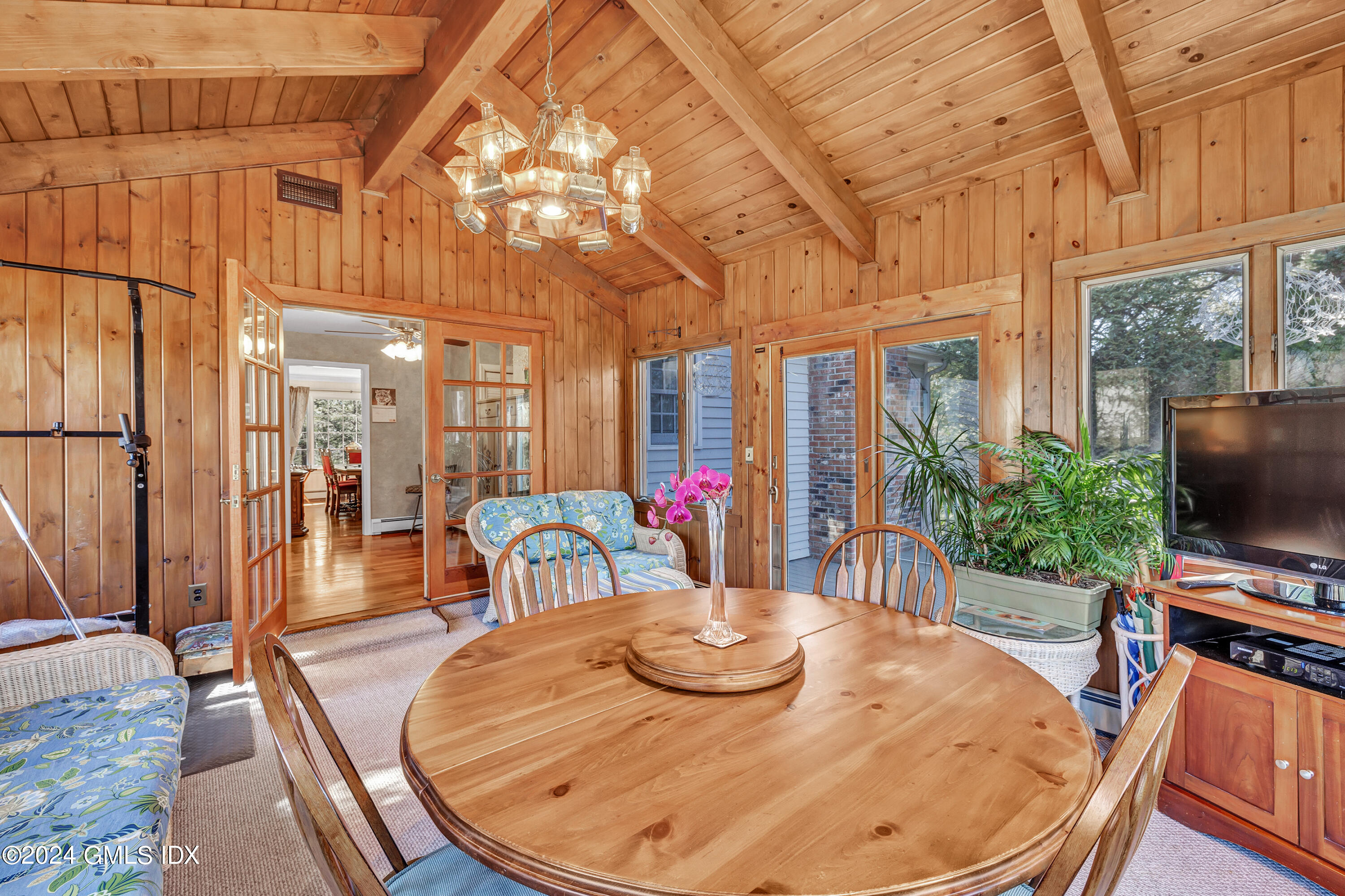 70 Glen Ridge Road Greenwich, CT 06831 - Photo 14 of 38 22