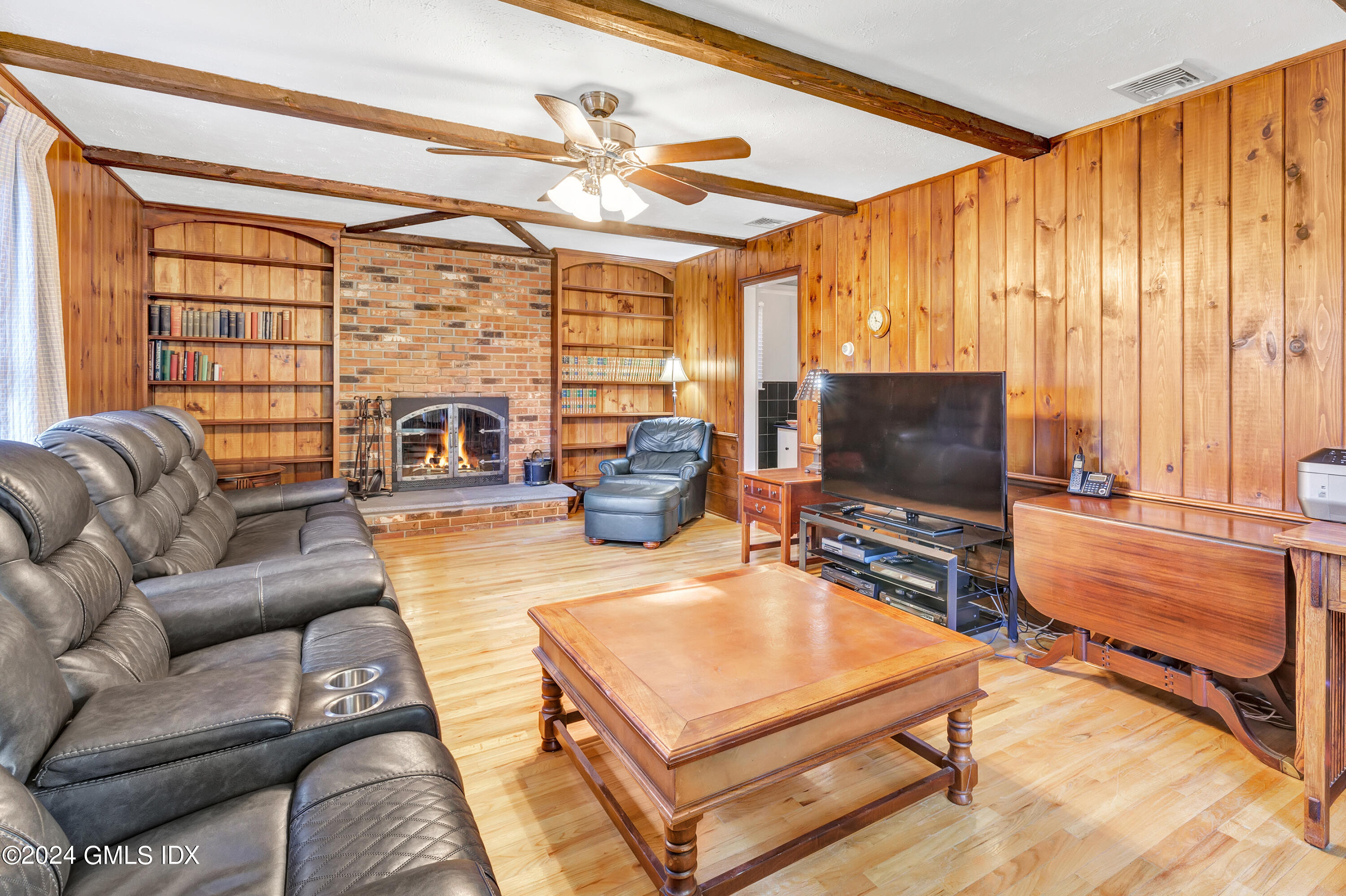 70 Glen Ridge Road Greenwich, CT 06831 - Photo 18 of 38 24