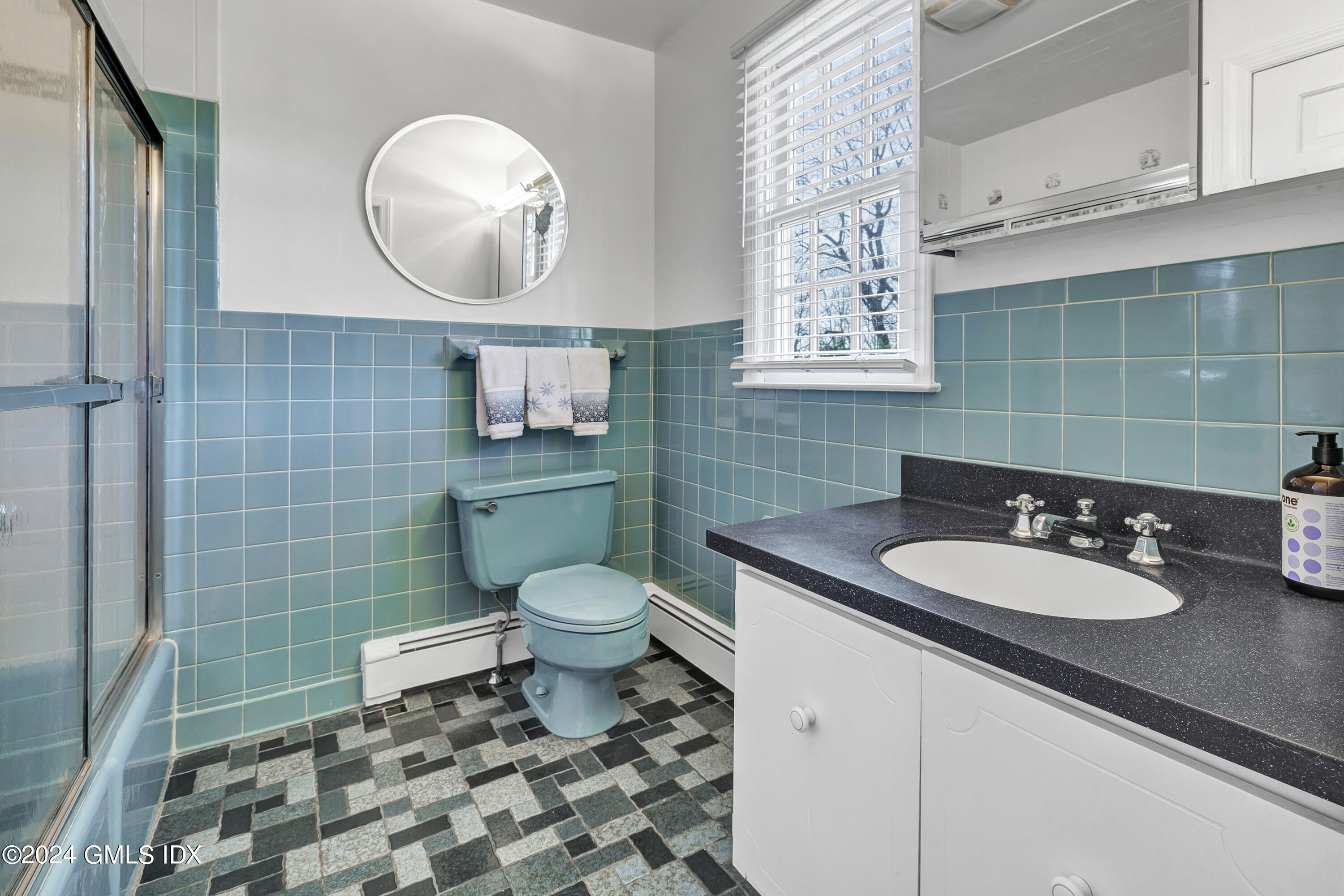 70 Glen Ridge Road Greenwich, CT 06831 - Photo 23 of 38 29