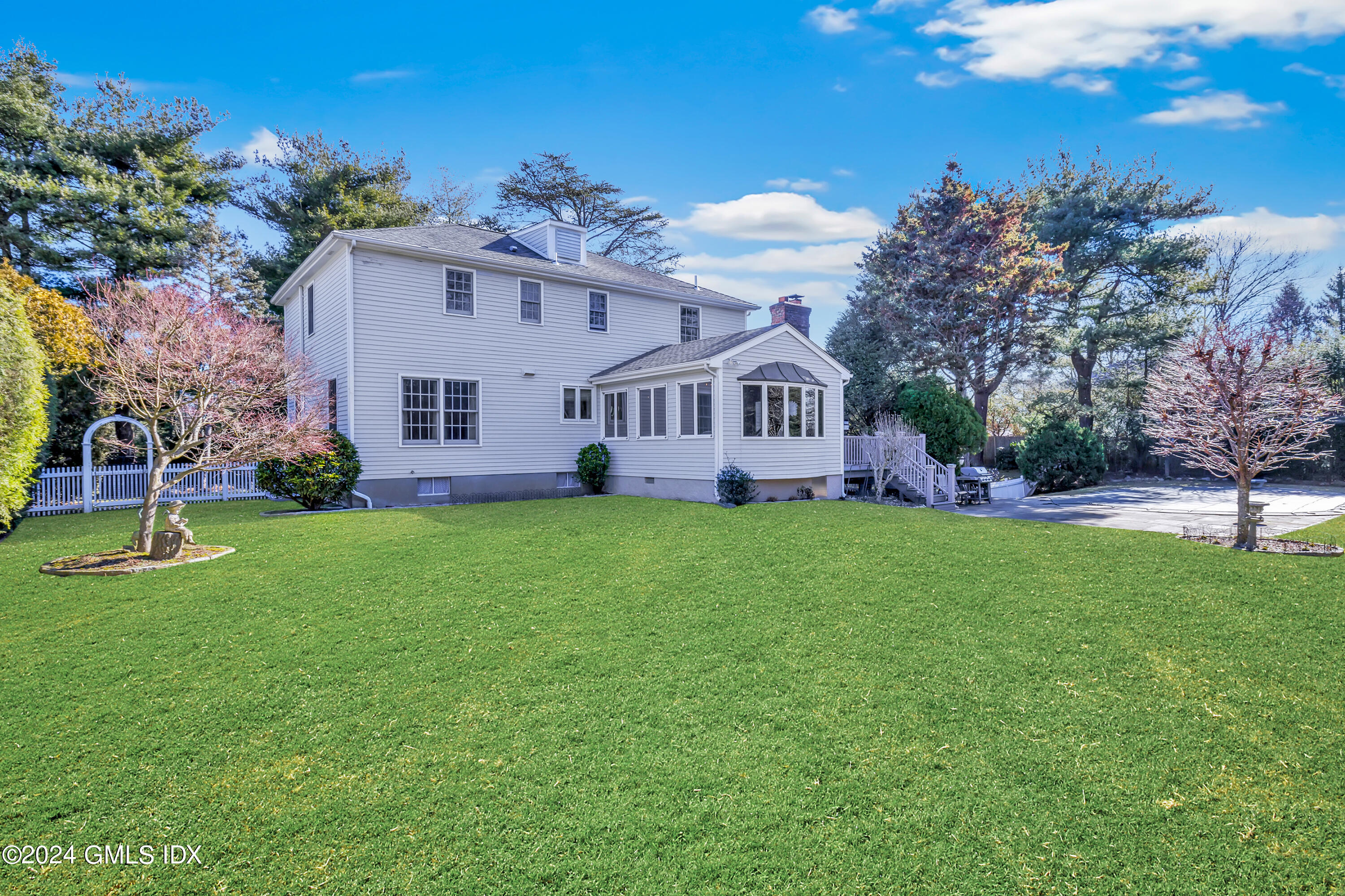 70 Glen Ridge Road Greenwich, CT 06831 - Photo 28 of 38 5