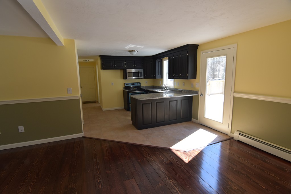 109 Stowell Road Ashburnham, MA 01430 - Photo 6 of 30