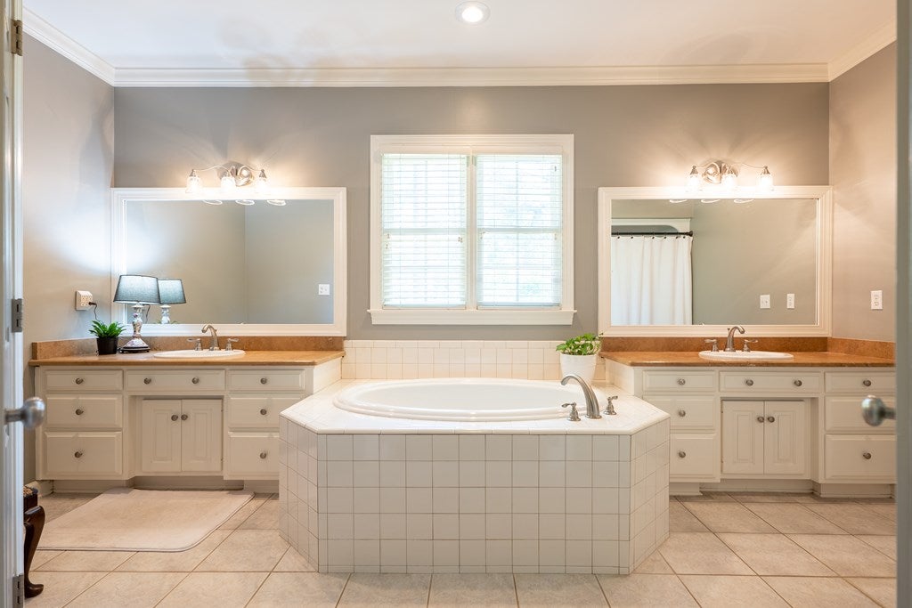4637 Ridgeview Circle Valdosta, GA 31602 - Photo 28 of 57 Gallery Image 28