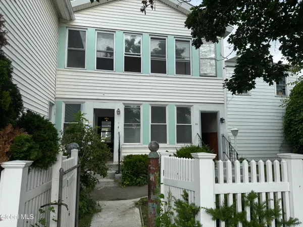 $1,750 | 2 1/2 First Street, Unit 1, Waterford, NY 12188