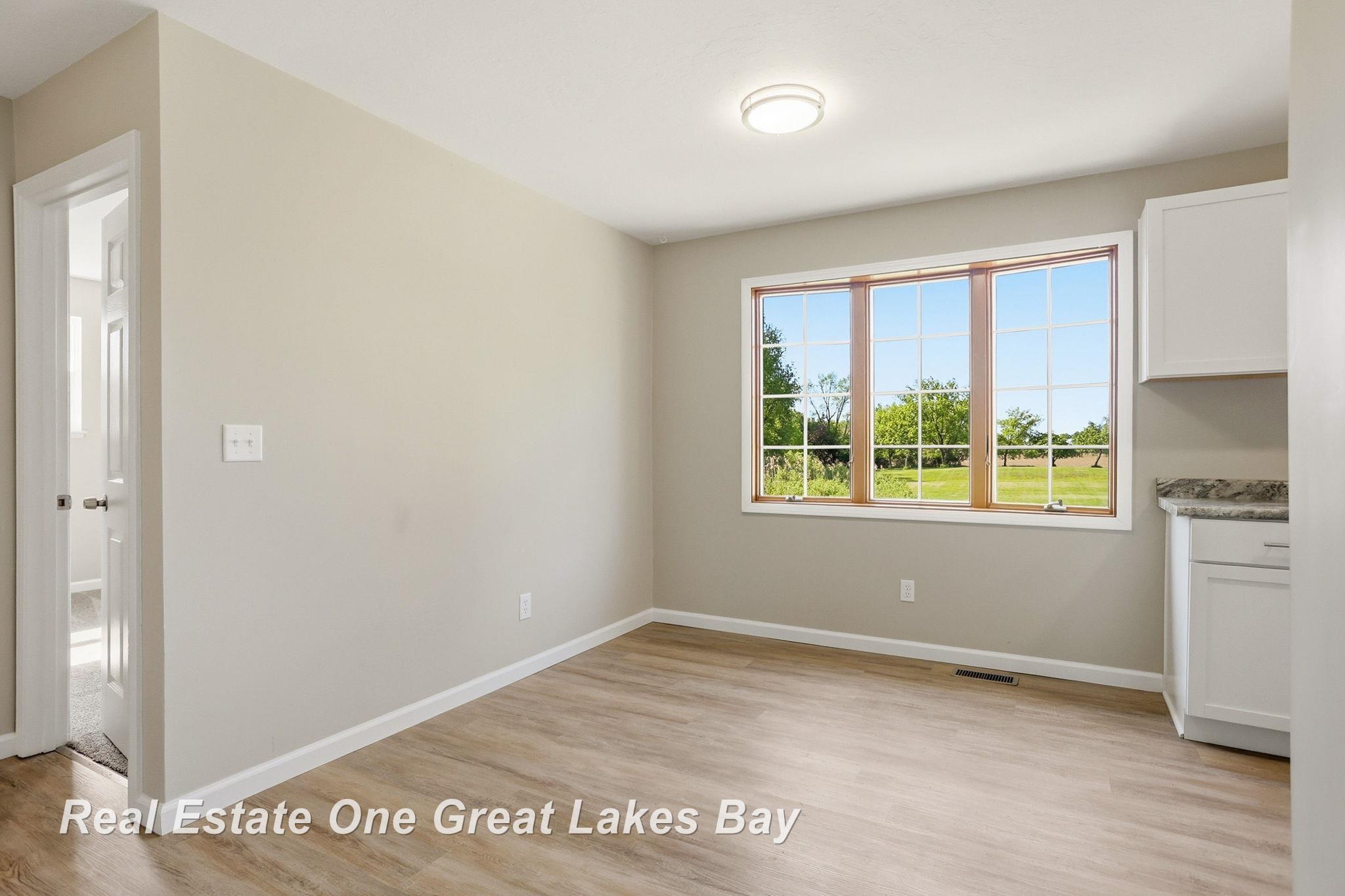 1813 Van Geisen Road Caro, MI 48723 - Photo 12 of 38