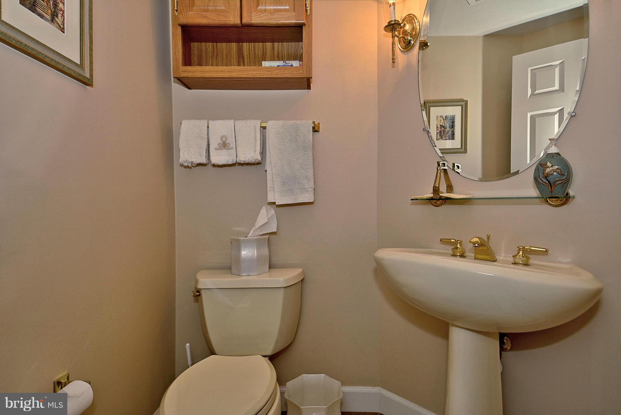 10932 Bells Ridge Drive Potomac, MD 20854 - Photo 17 of 30 Bath