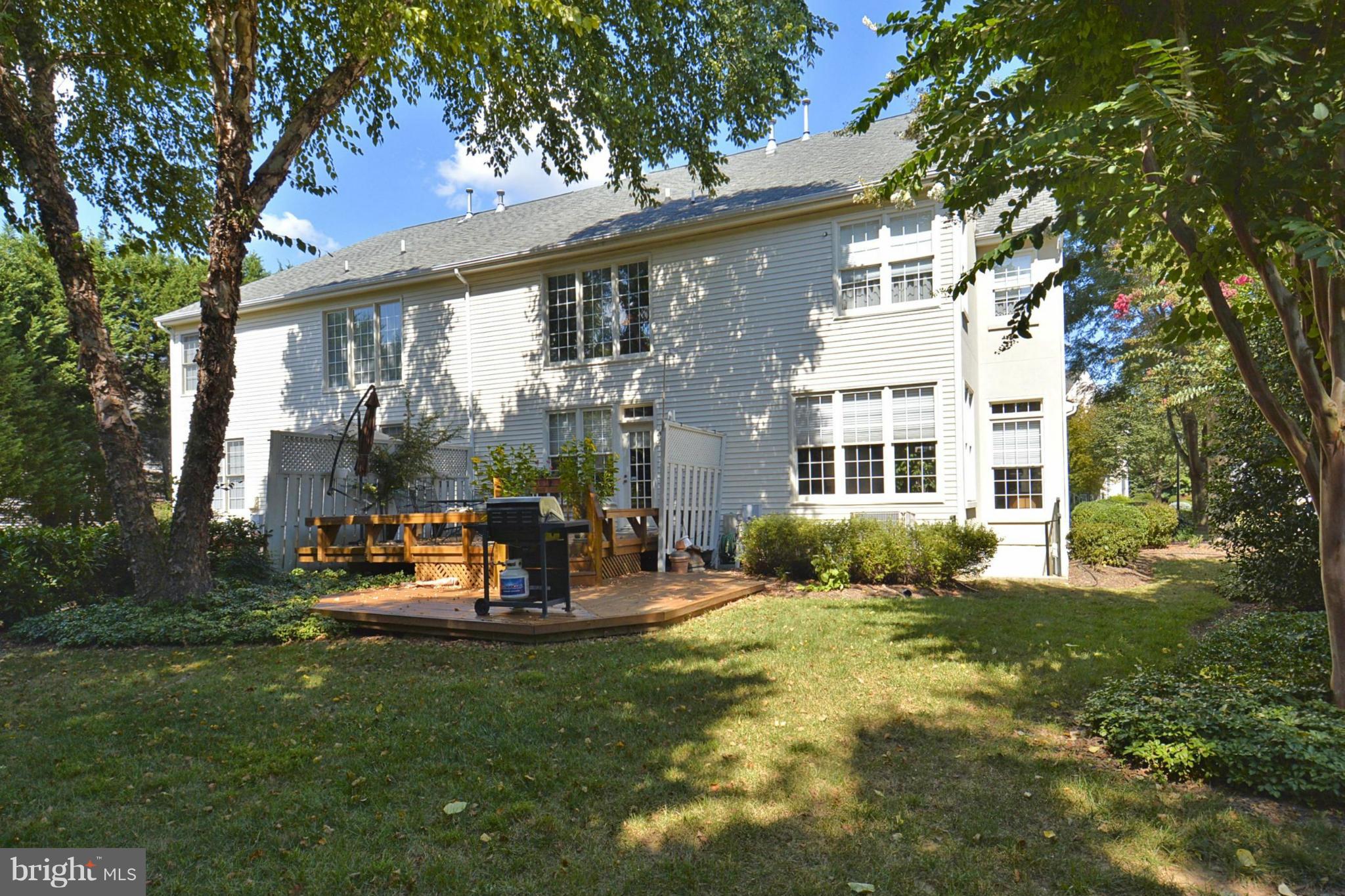 10932 Bells Ridge Drive Potomac, MD 20854 - Photo 29 of 30 Exterior (Rear)