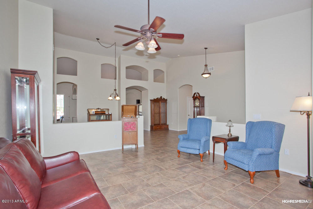 365 North Muleshoe Road Apache Junction, AZ 85119 - Photo 9 of 54 a living room with furniture
