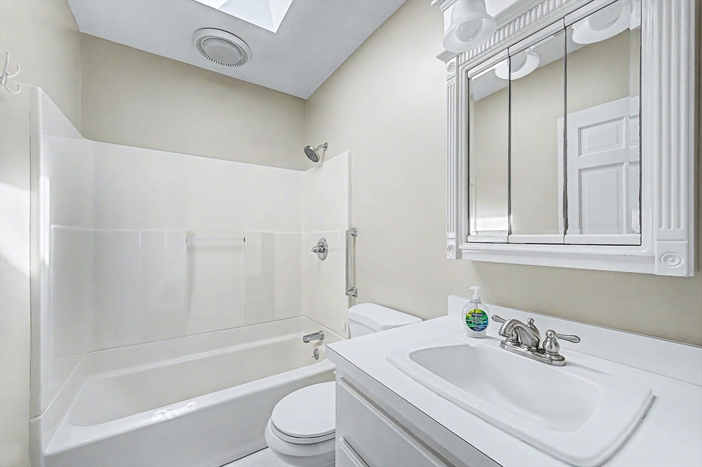 355 Boston Road Sutton, MA 01590 - Photo 22 of 30