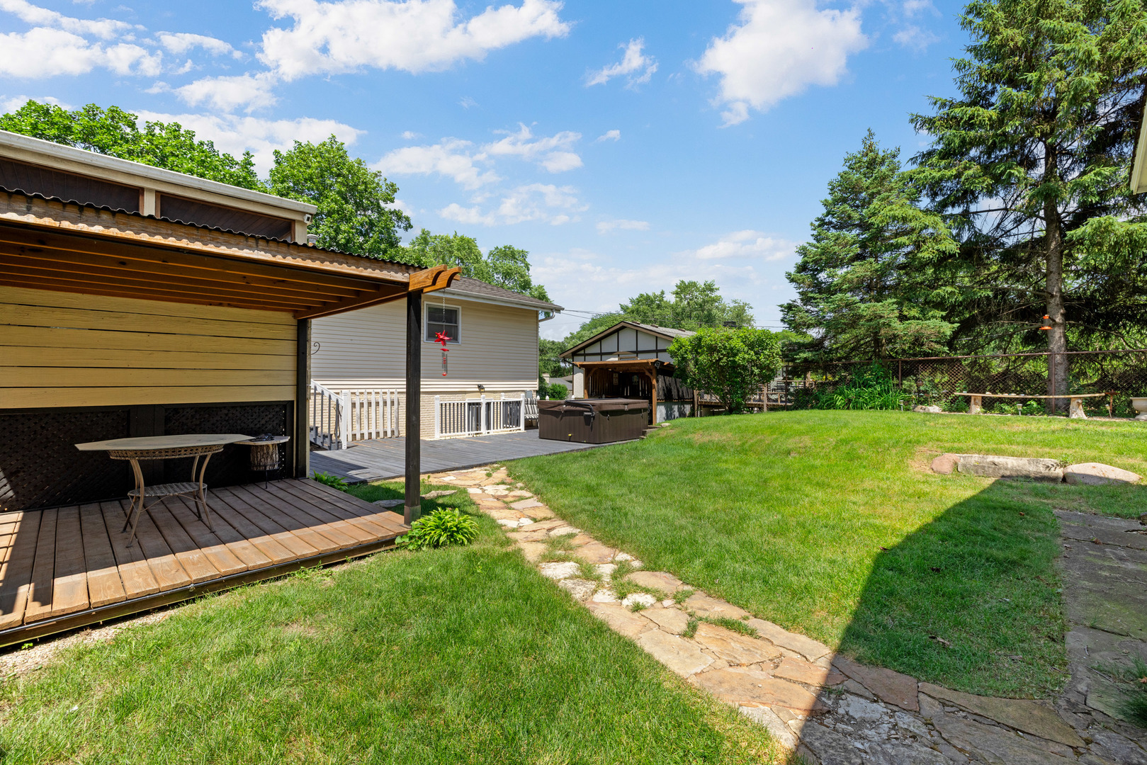 745 Sunbury Road South Elgin, IL 60177 - Photo 30 of 41
