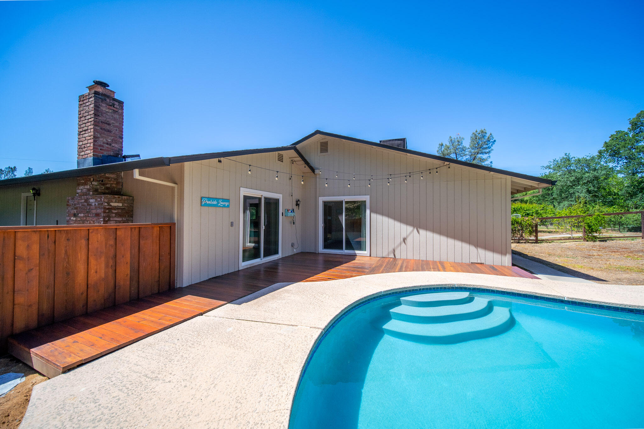 20035 Old Alturas Road Redding, CA 96003 - Photo 23 of 36 20035Sandy-08