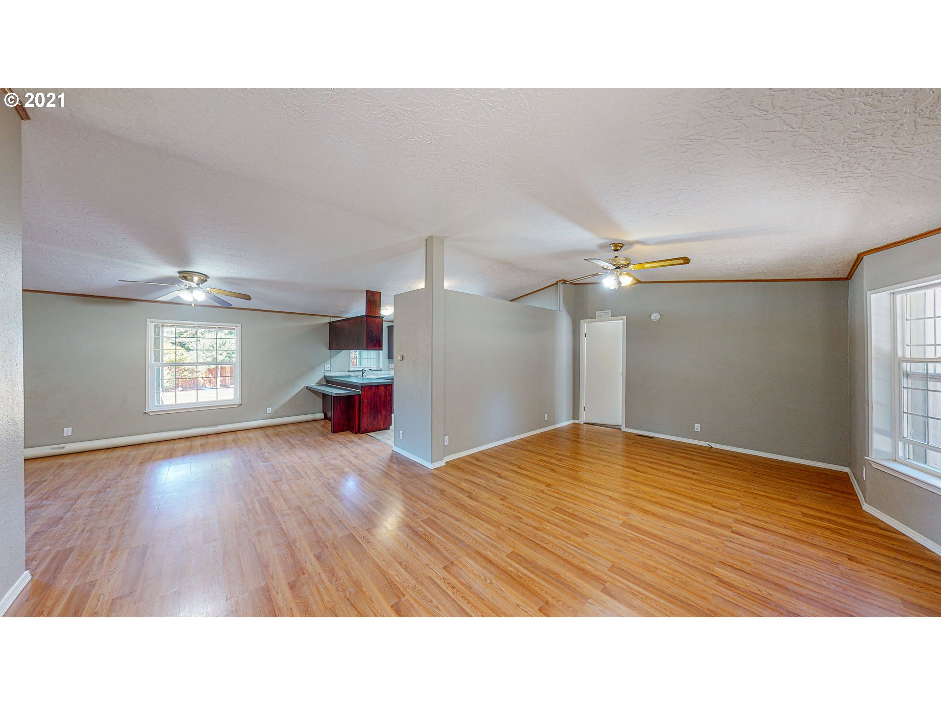 63899 Wallace Road Coos Bay, OR 97420 - Photo 11 of 27 Gallery Image 11