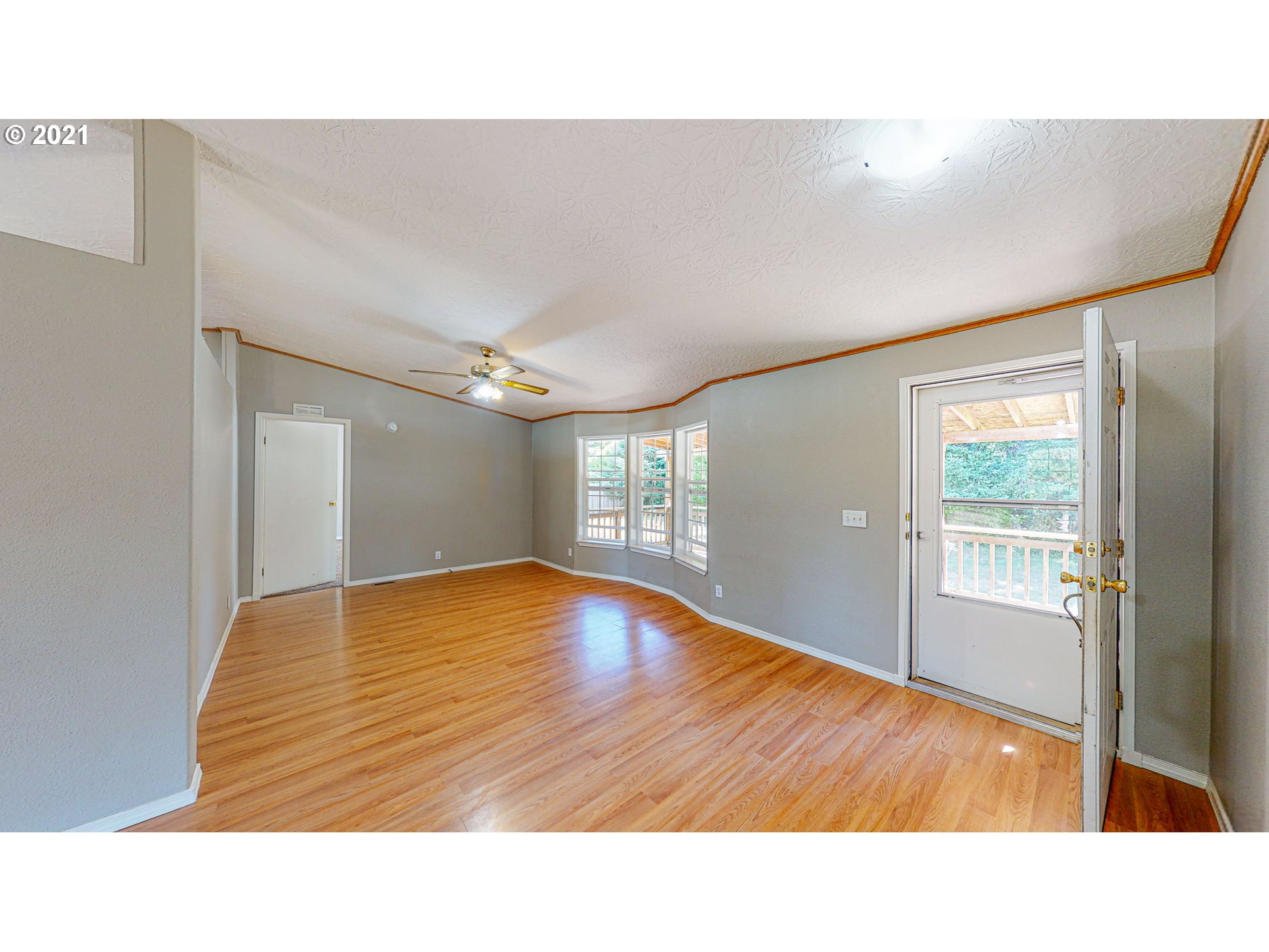 63899 Wallace Road Coos Bay, OR 97420 - Photo 15 of 27 Gallery Image 15