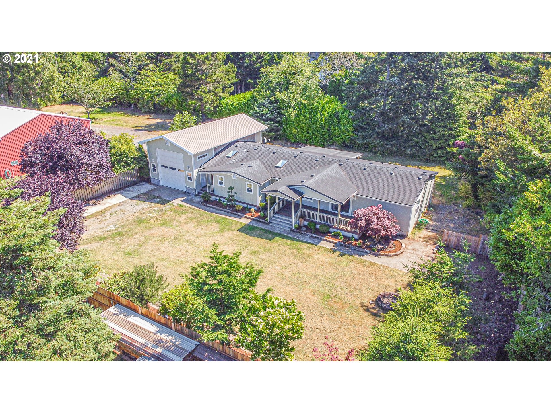63899 Wallace Road Coos Bay, OR 97420 - Photo 3 of 27 Gallery Image 3