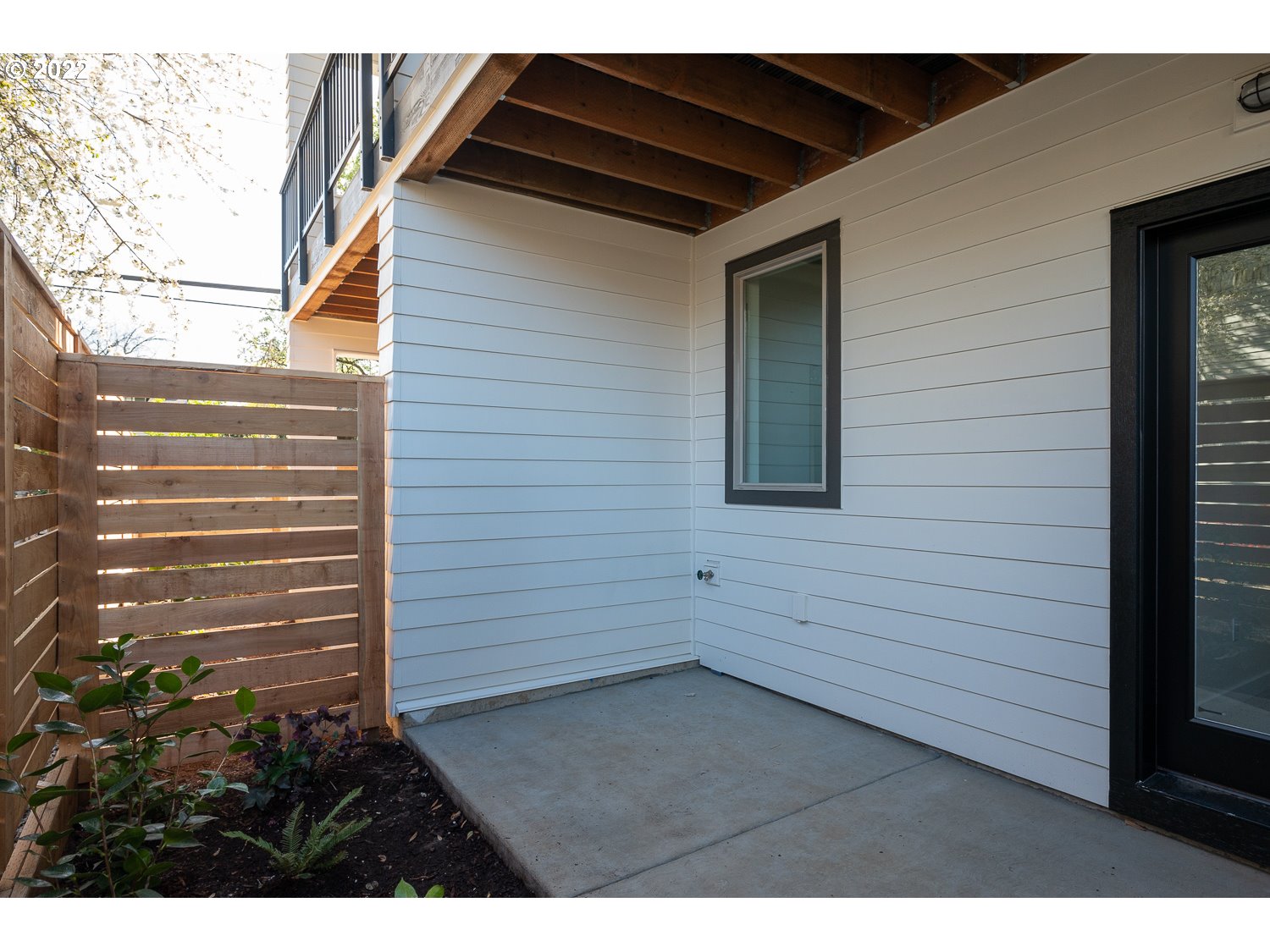 1175 Southeast Grant Street Portland, OR 97214 - Photo 30 of 32 a view of house with backyard