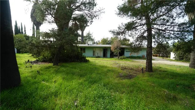 $975,000 | 13750 Fenton Avenue, Sylmar, CA 91342