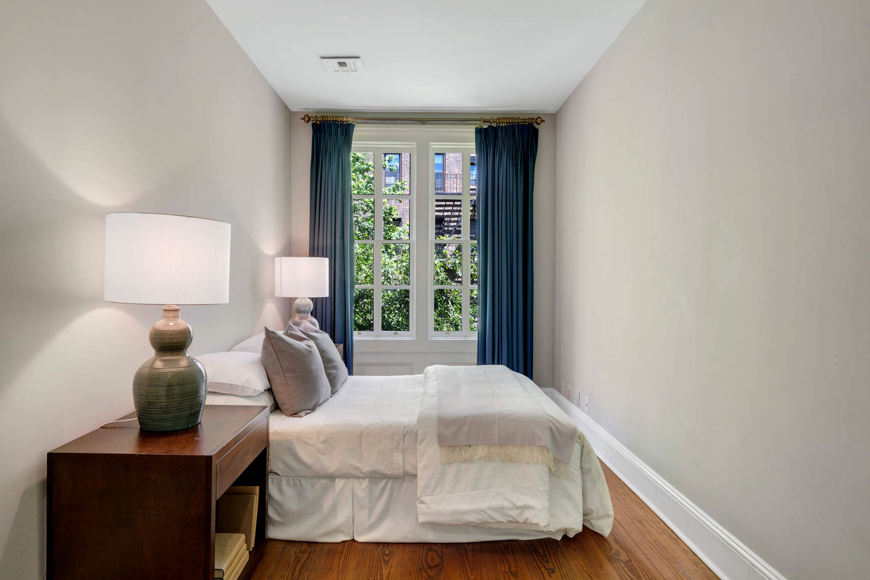 159 East 78th Street Manhattan, NY 10075 - Photo 12 of 20