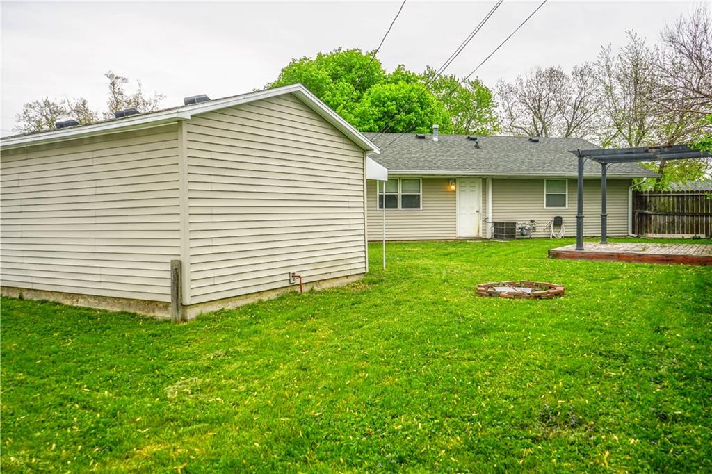 1590 Roberts Road Franklin, IN 46131 - Photo 14 of 15 Gallery Image 14