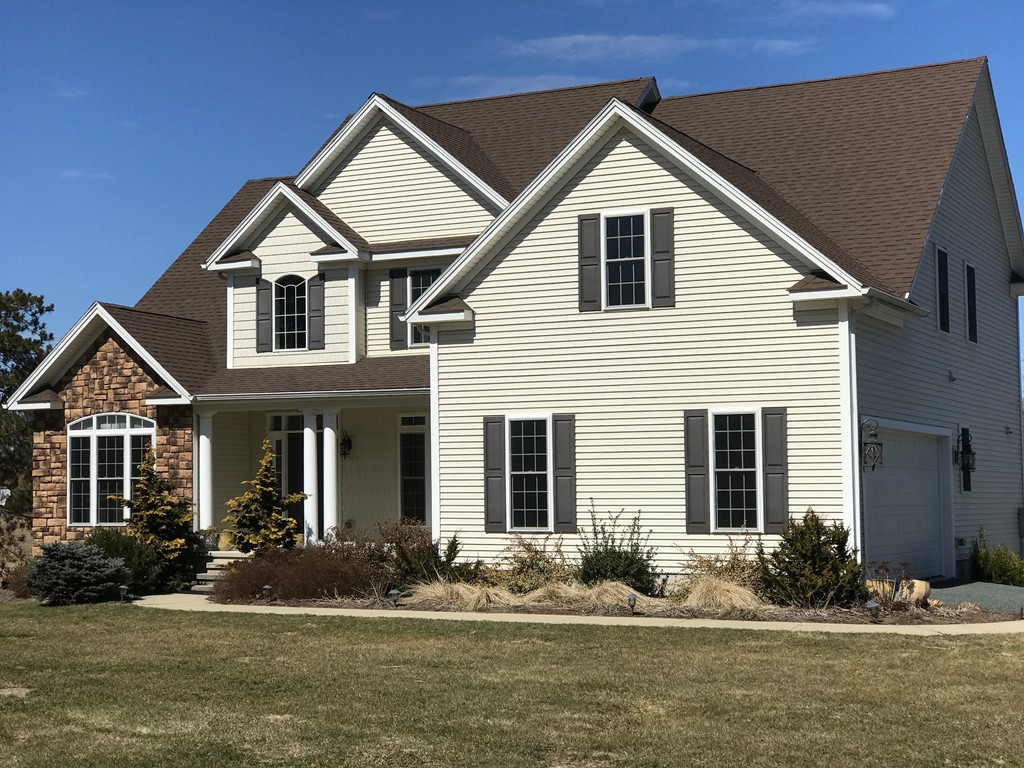 118 Bay Road Hadley, MA 01035 - Photo 1 of 30 Gallery Image 1