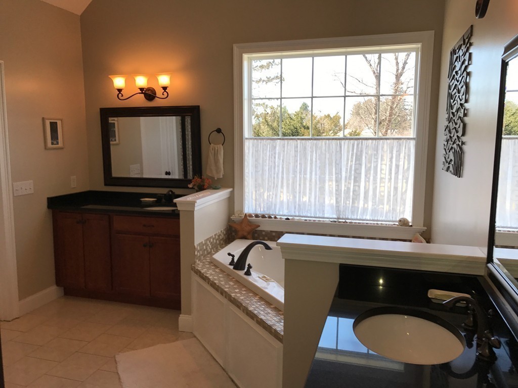 118 Bay Road Hadley, MA 01035 - Photo 17 of 30 Gallery Image 17