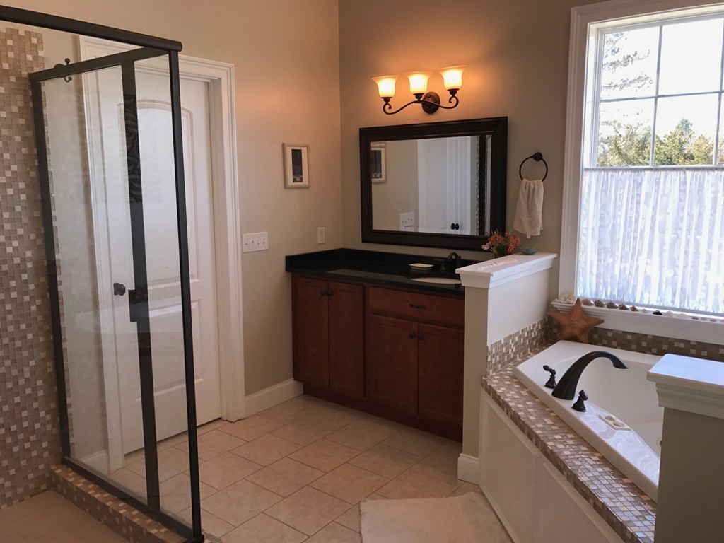 118 Bay Road Hadley, MA 01035 - Photo 18 of 30 Gallery Image 18