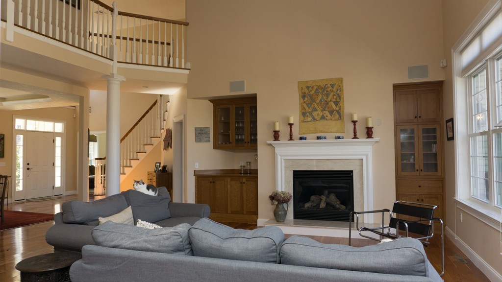 118 Bay Road Hadley, MA 01035 - Photo 3 of 30 Gallery Image 3