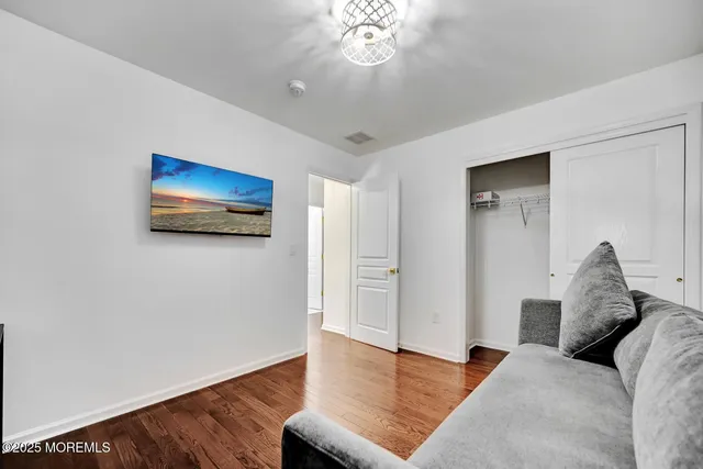 $1,050,000 | 29 Bristol Road, Manalapan, NJ 07726