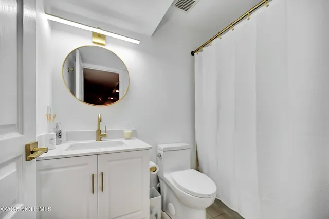 $1,050,000 | 29 Bristol Road, Manalapan, NJ 07726