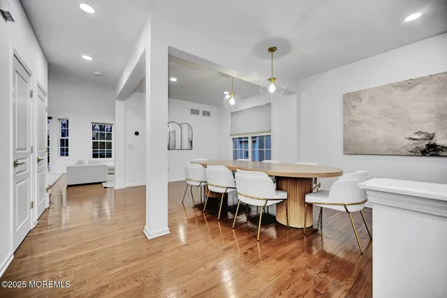 $1,050,000 | 29 Bristol Road, Manalapan, NJ 07726