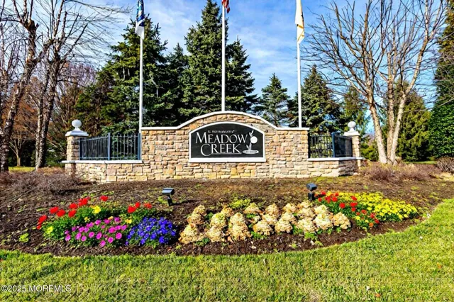 $1,050,000 | 29 Bristol Road, Manalapan, NJ 07726