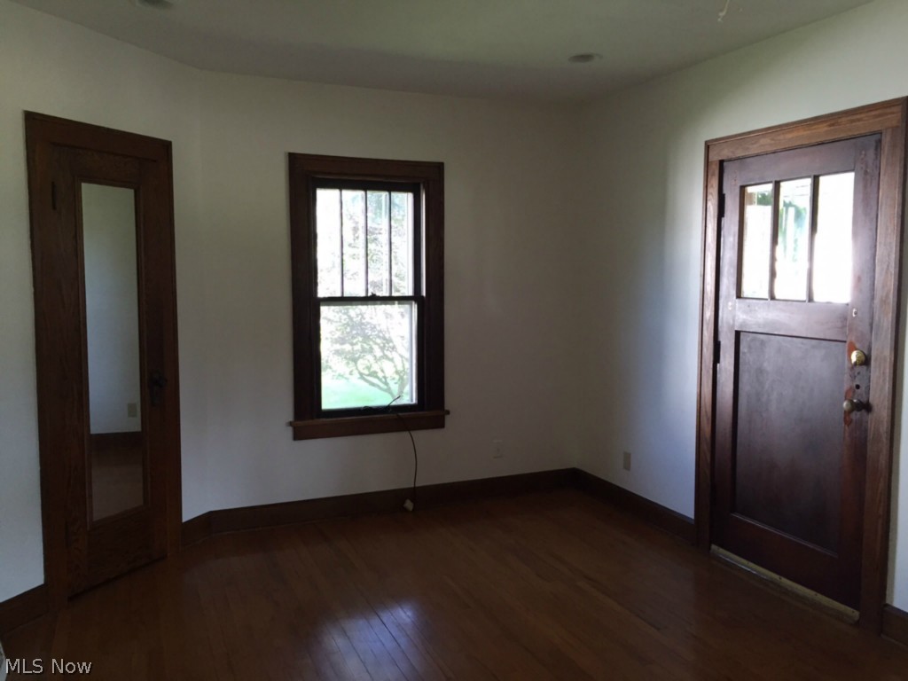 46465 Middle Ridge Road Amherst, OH 44001 - Photo 8 of 25