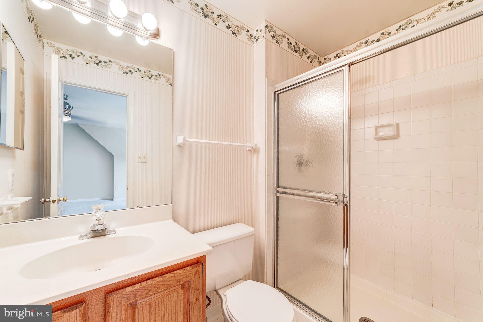 4912 Shadow Valley Drive Fairfax, VA 22030 - Photo 37 of 53