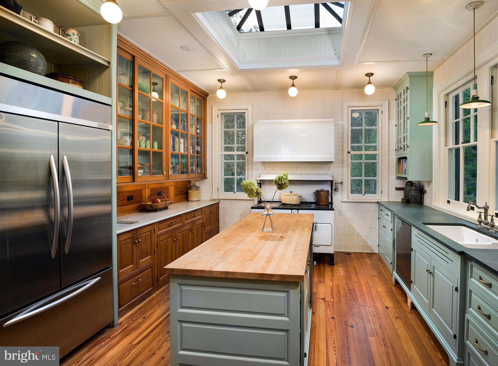455 St Davids Avenue Wayne, PA 19087 - Photo 14 of 46 Kitchen
